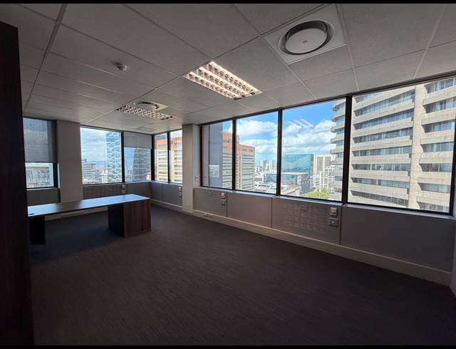 798.90M² BUILDING TO LET IN CAPE TOWN CITY CENTRE